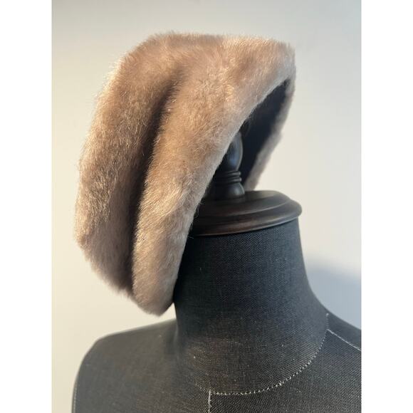 Vintage 1950s-60s Faux Fur Pill Box Hat Brown - Picture 3 of 6